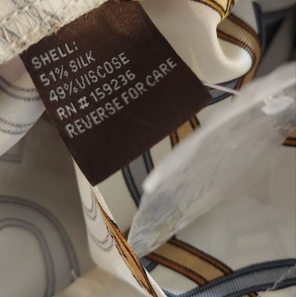 Women's J. McLaughlin Silk Button-down Blouse, Large - Picture 6 of 6